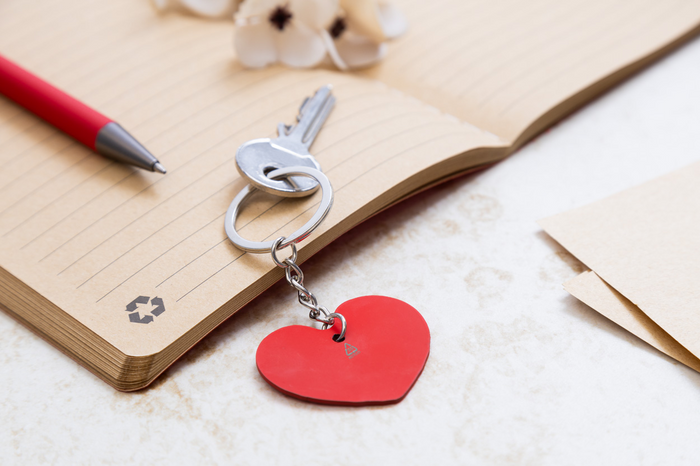 Privjesak za ključeve u obliku srca od recikliranog nehrđajućeg čelika