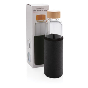 Promotivna staklena boca s bambus čepom i navlakom od PU materijala, crne boje, s poklon pakiranjem | Poslovni pokloni